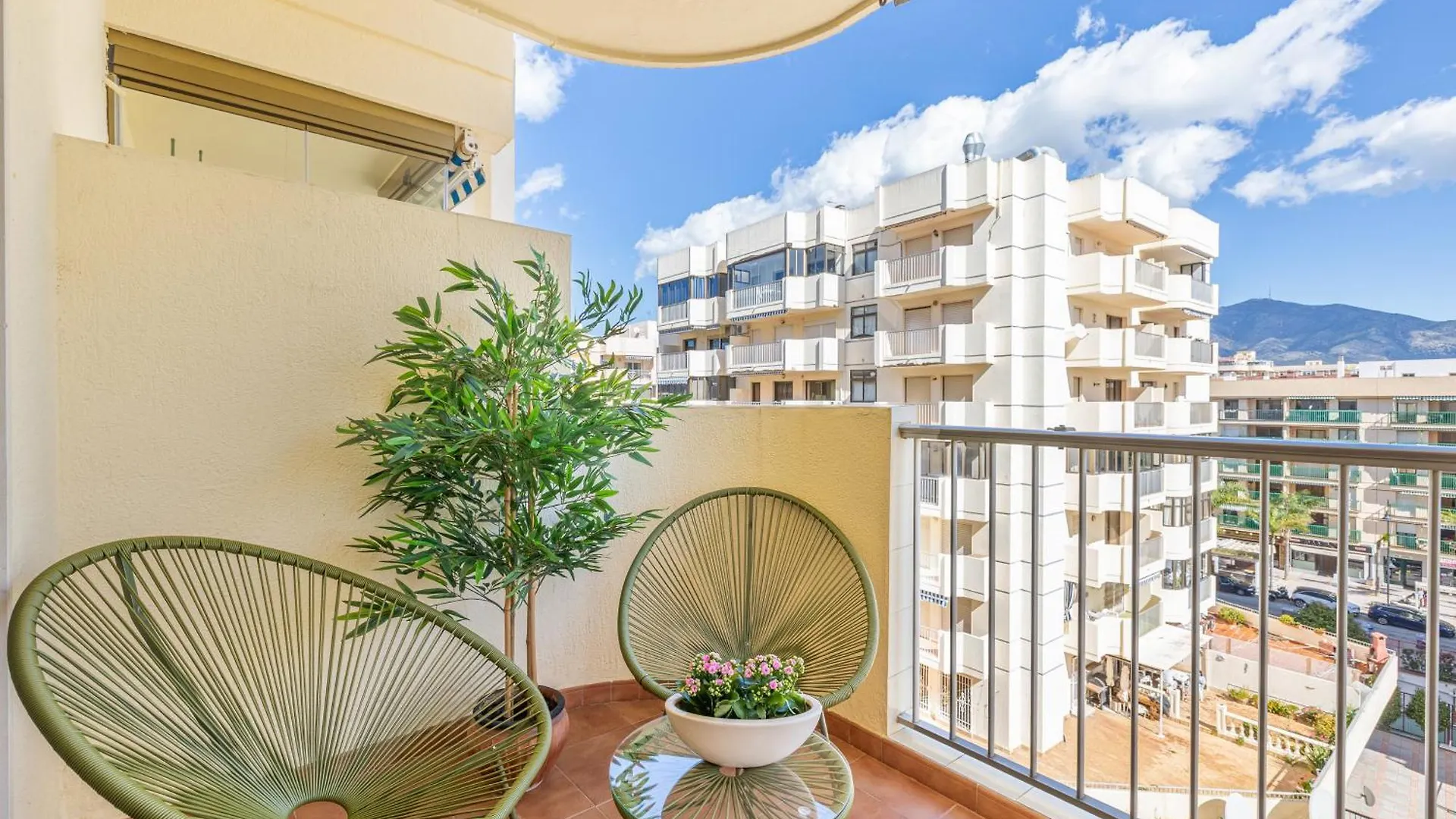Apartamento Fuengirola Puerto By Aora Stay