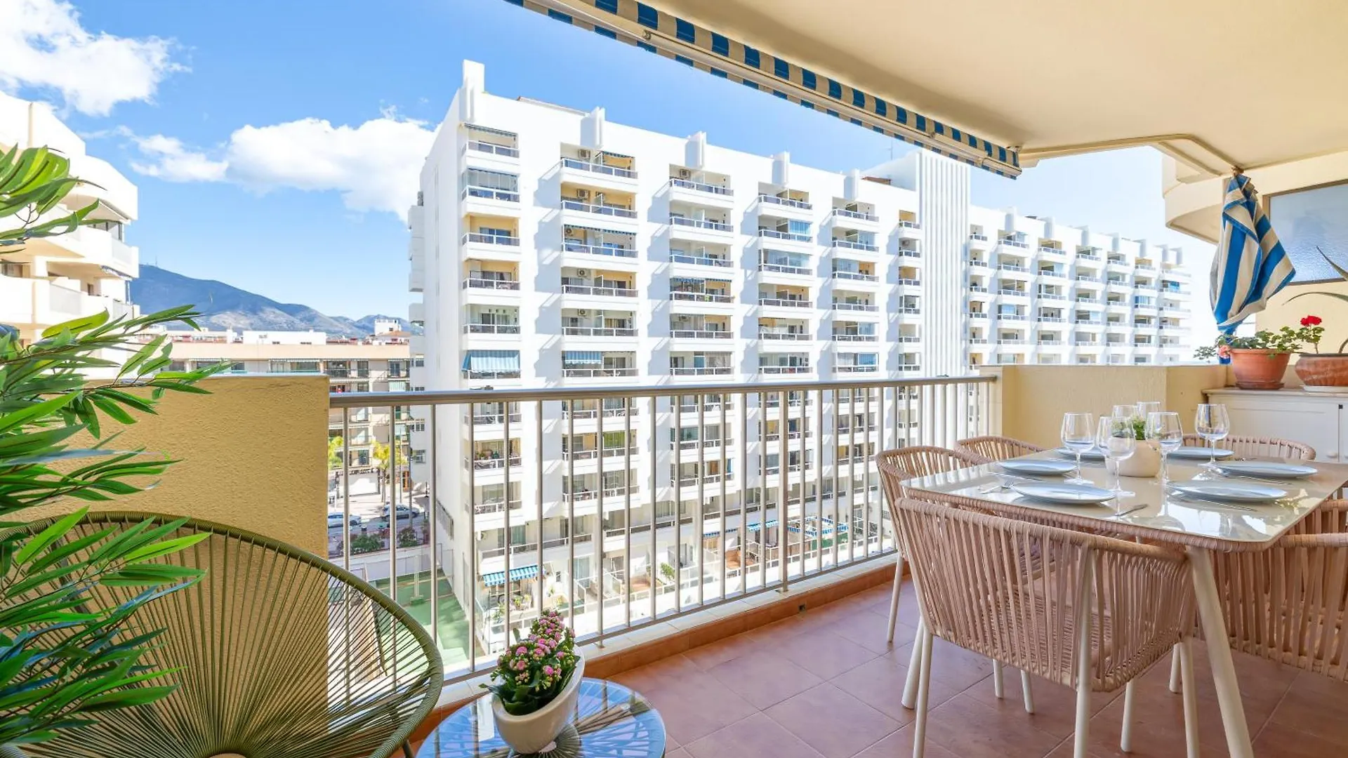 Apartment Apartamento Fuengirola Puerto By Aora Stay