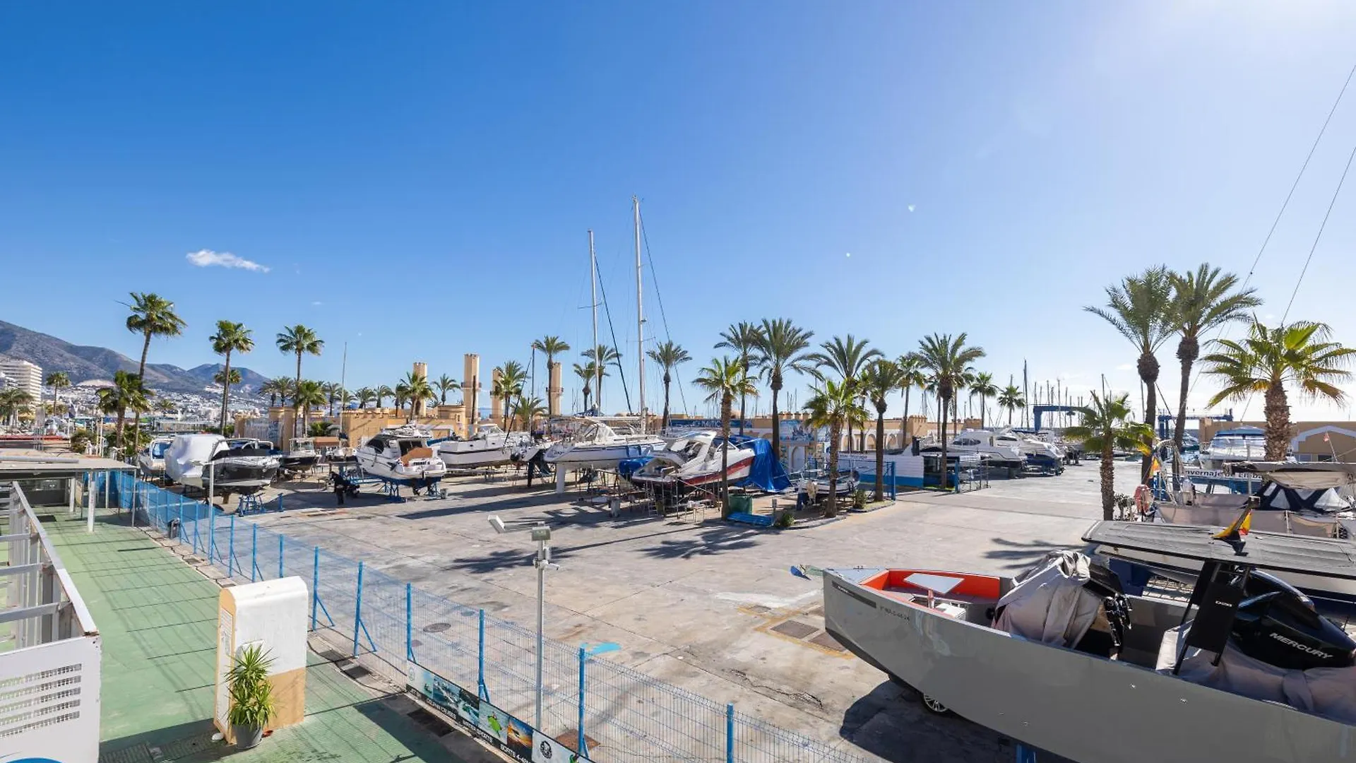 Apartment Apartamento Fuengirola Puerto By Aora Stay